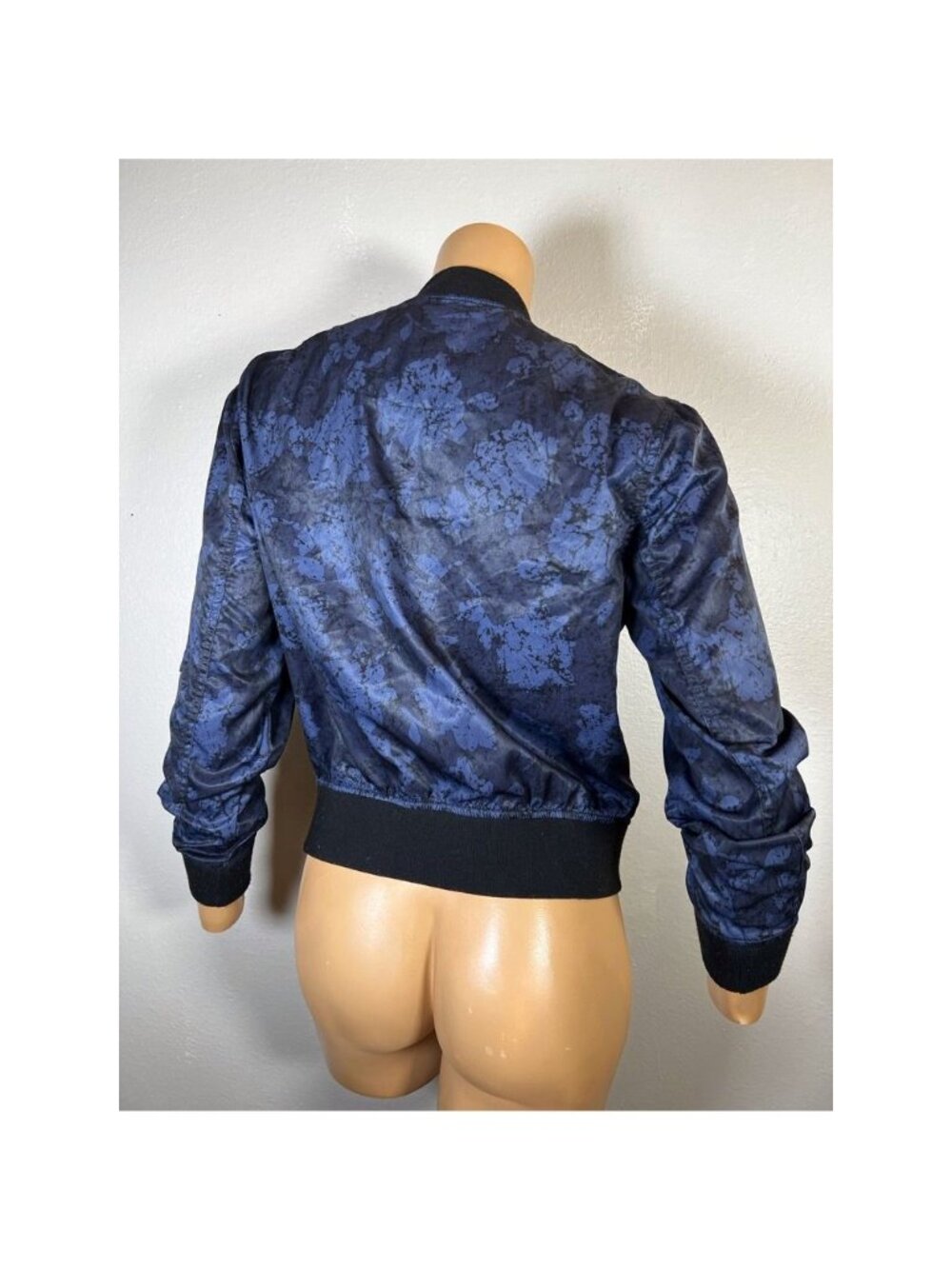 Silence + Noise Womens Bomber Jacket XS Blue Black Abstract Full Zip Pockets - Picture 2 of 6
